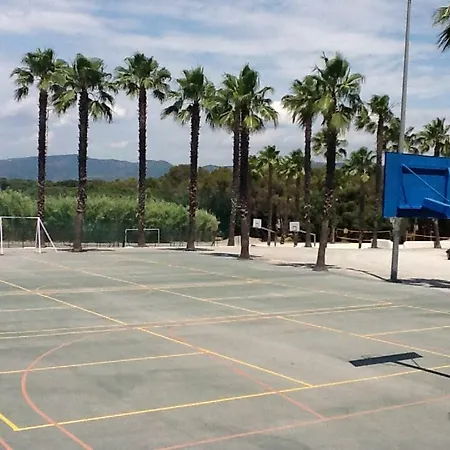 La Baume 515 Campingplatz 5*