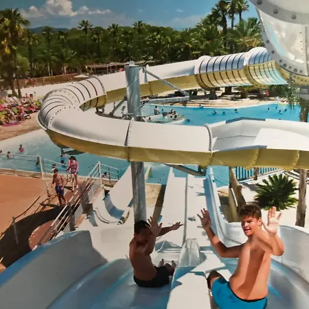 Campsite La Baume 515 Frejus