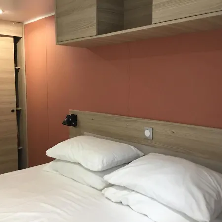 La Baume 515 Campingplatz 5*